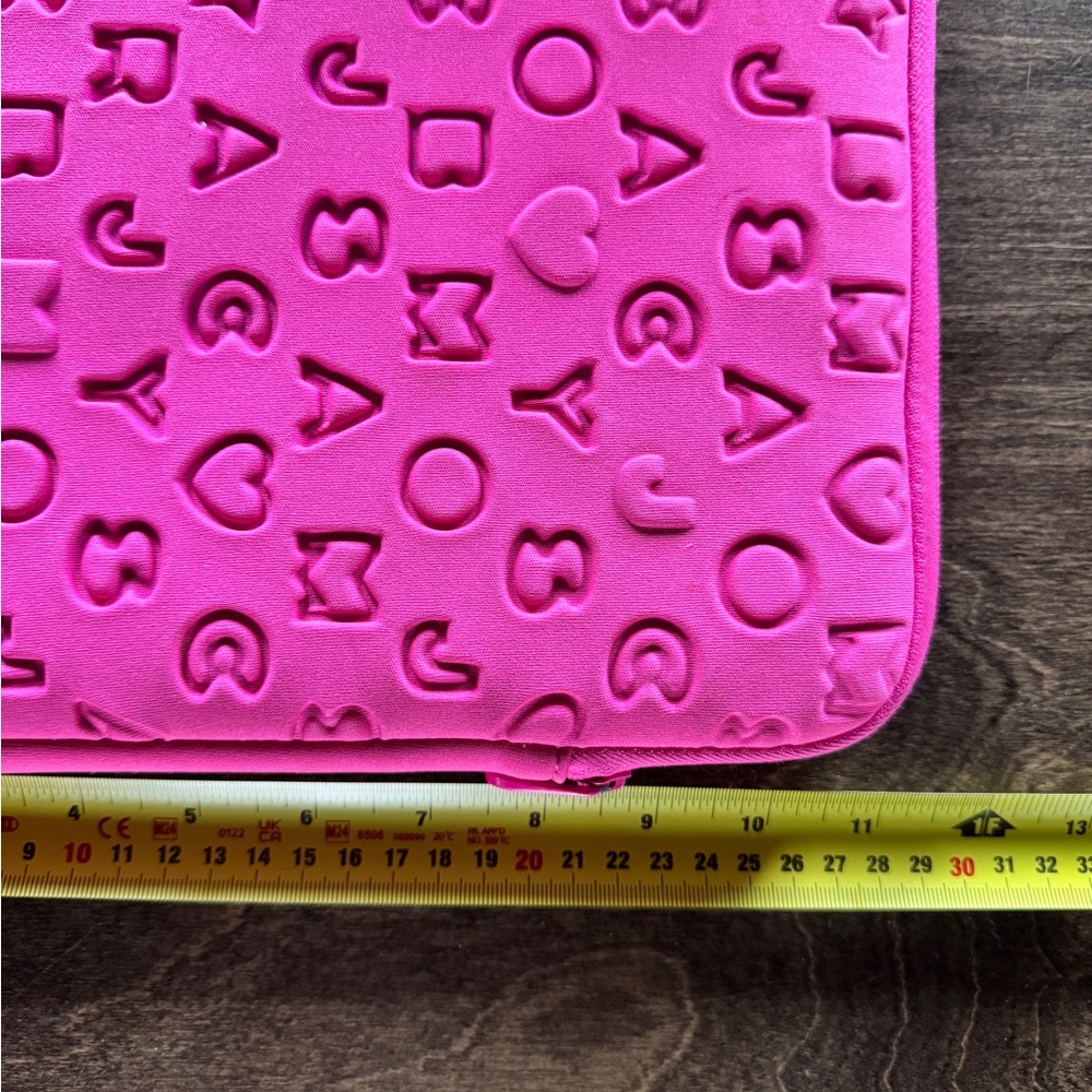 Marc Jacobs Pink Embossed Clutch - Picture 4 of 4